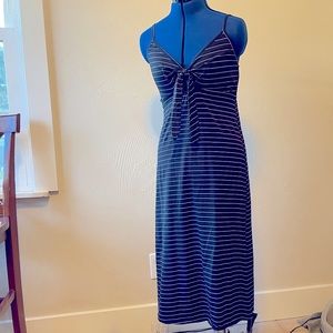 Sexy summer maxi dress 🖤🤍